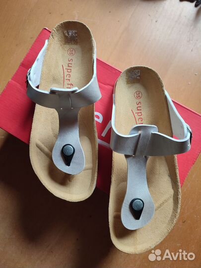 Шлепанцы, босоножки