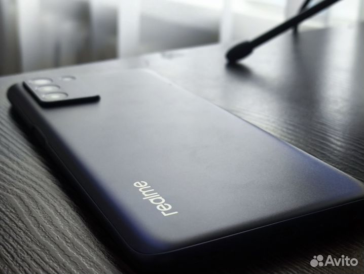 realme Q3s, 8/128 ГБ