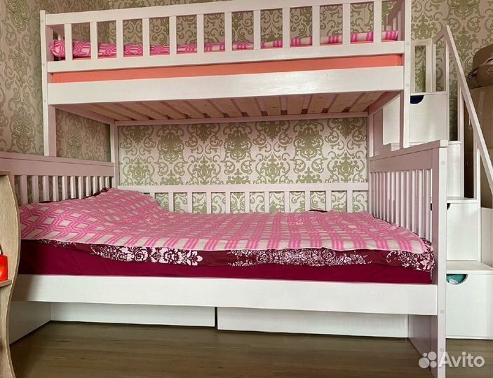 Детская кровать для двоих