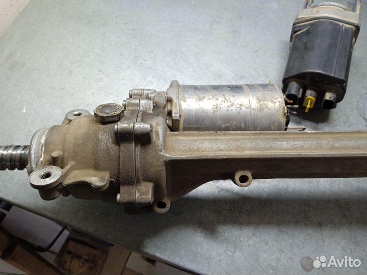 Рулевая электрорейка бмв Ф15. Ф16. 2017 год