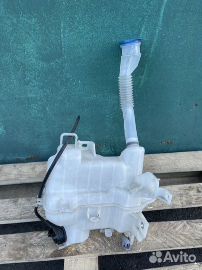 Бачок омывателя Mazda 3 BM, 6 GJ