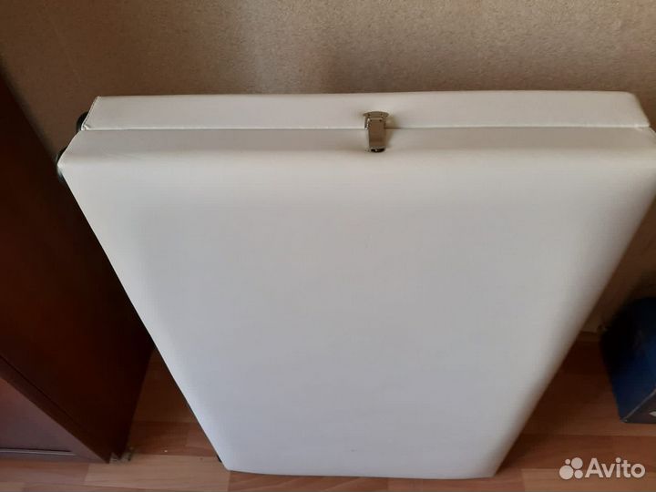 Кушетка для наращивания ресниц