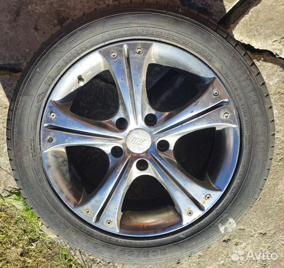 Шины с дисками Nokian Hakka H 205/55 r16