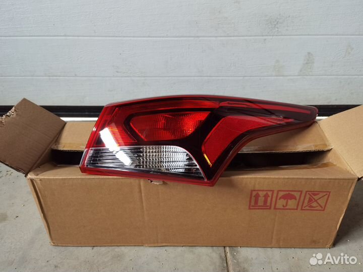 Задний фонарь hyundai solaris 2