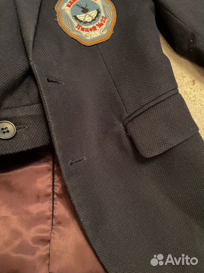 Продам костюм школьный детский