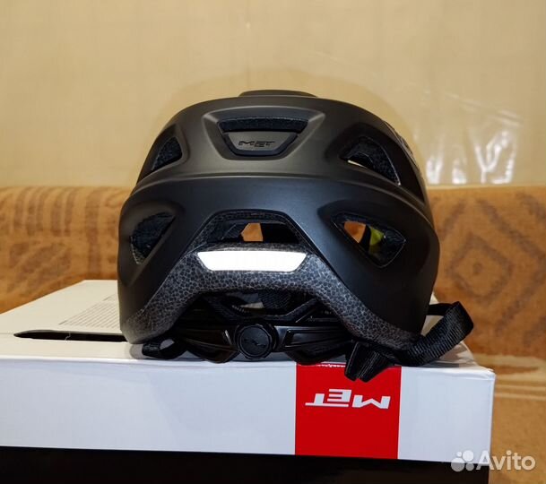 Велошлем MET Echo mips, S/M (52-57)