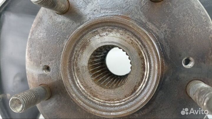 Ступица передняя левая Honda Stepwgn RG2 2007