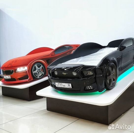 Кровать машина