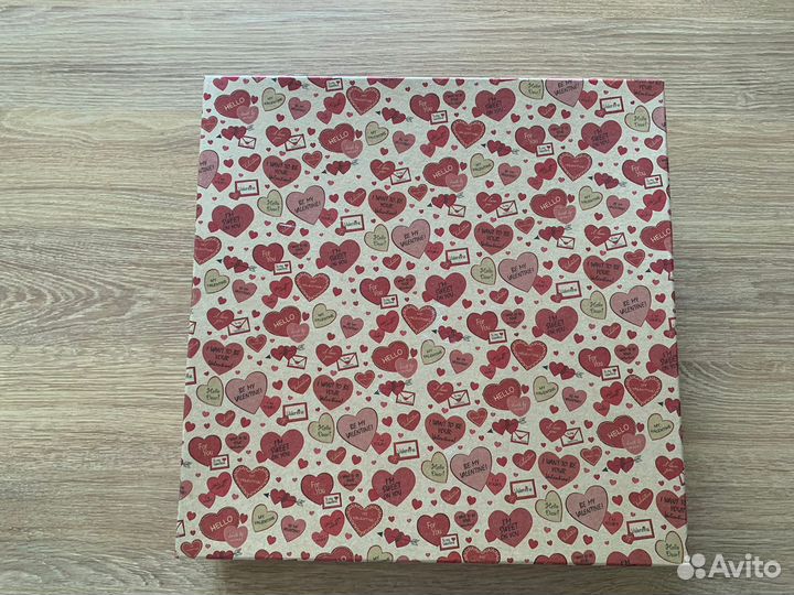 Подарочная коробка ко дню Святого Валентина