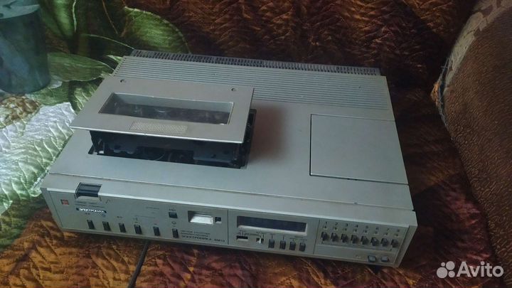 Кассетный видеомагнитофон электроника BM 12