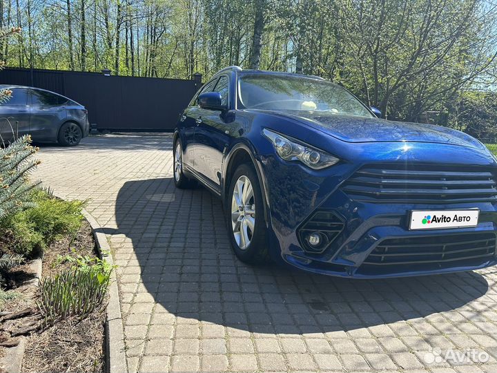 Infiniti QX70 3.7 AT, 2014, 156 000 км