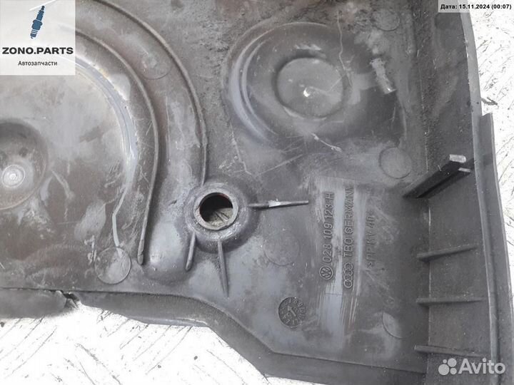 Кожух грм 028109123h на Volkswagen Passat B5