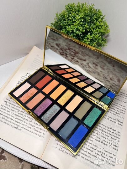 Палетка теней kvd лимитка 10 year anniversary