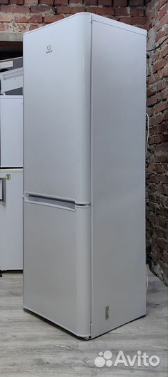 Холодильник indesit No frost 180x60x60sm