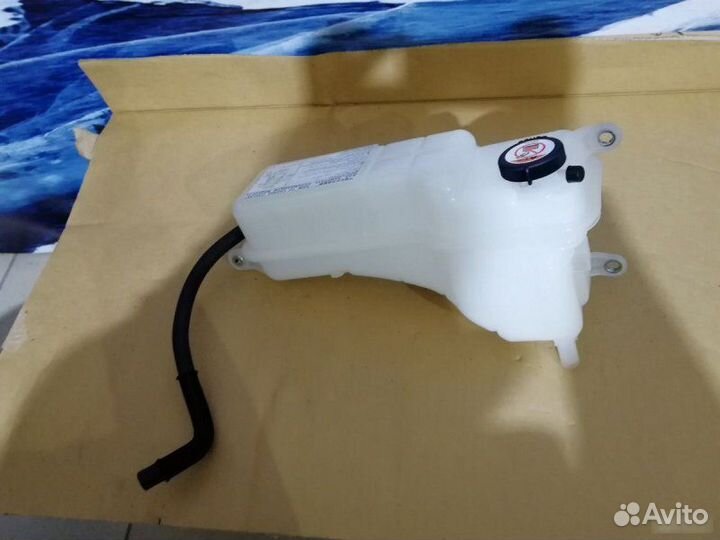 Бачок расширительный Toyota Land Cruiser Prado 150