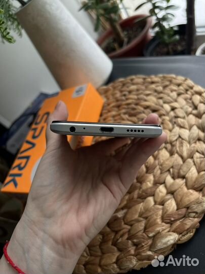 TECNO Spark 8C, 4/64 ГБ