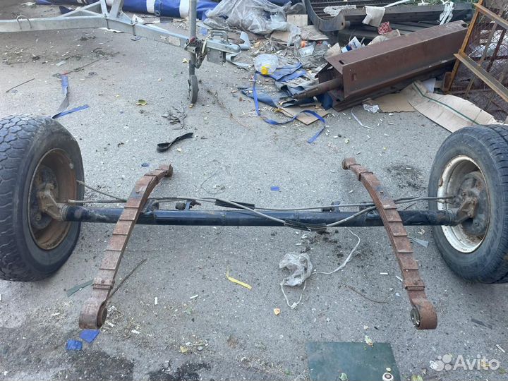 Ось на легковой прицеп