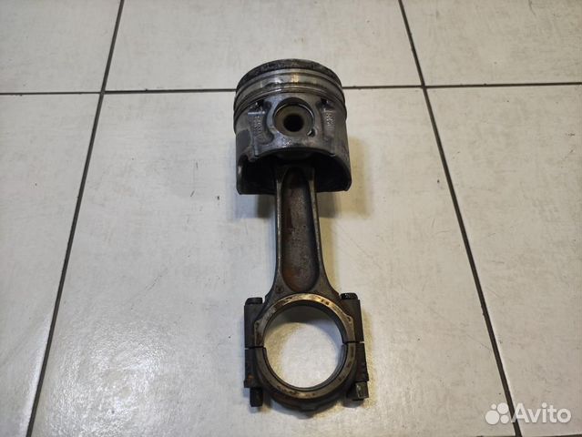 Поршень с шатуном Ford Mondeo 4 BE