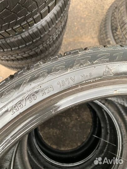 Pirelli Scorpion Winter 295/35 R21 107V