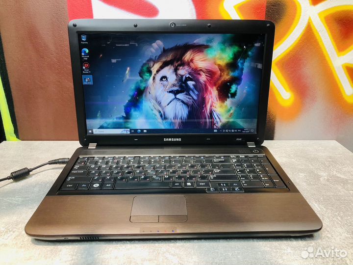 Samsung R540 core i3/ ram 4 gb/ ssd 256gb