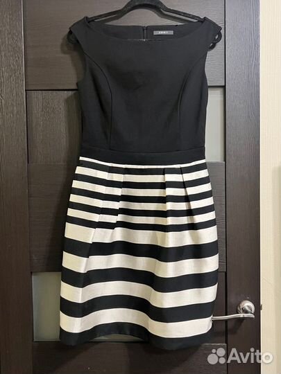 Платье esprit 44