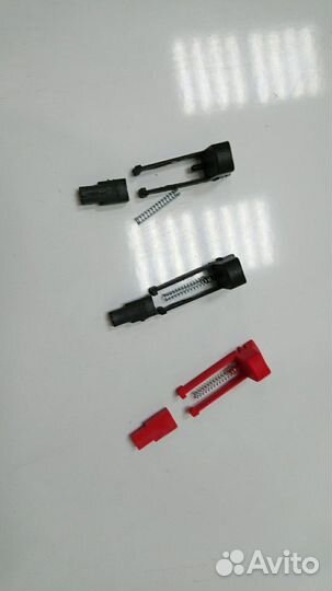 Фиксатор, стопор переднего поворотного колеса коля