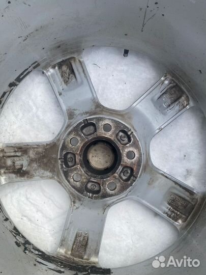 Продаю диски с шинами