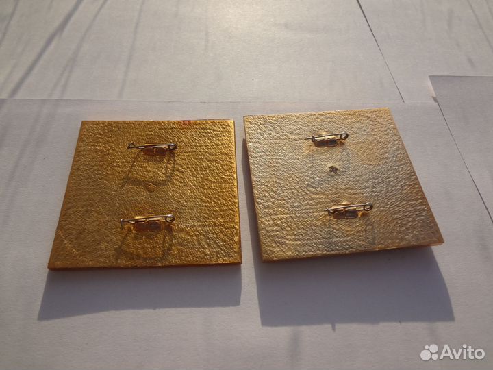 Набор значков чм по хоккею 1979г