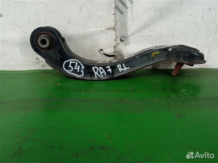 Рычаг подвески задний левый Honda Odyssey RA7