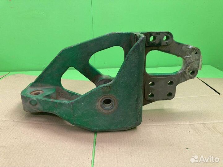 Кронштейн рессоры DAF XF105