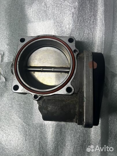 Заслонка дроссельная электрическая BMW N62 мотор