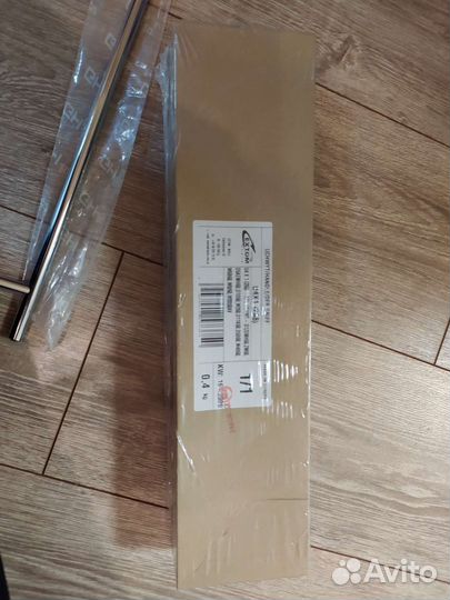 Ручка мебельная 37 см