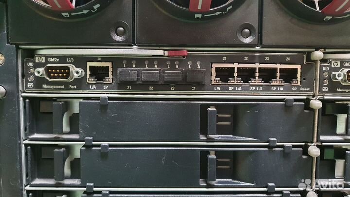 HP BladeSystem C7000 + 16x BL460с G6