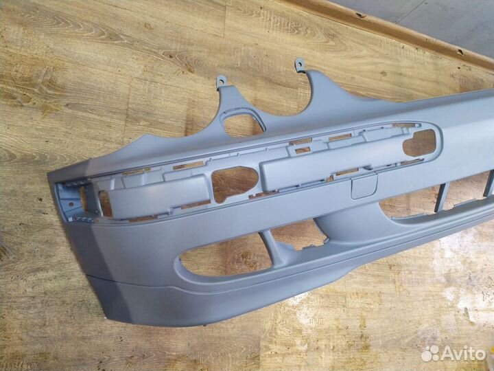 Новый передний бампер Мерседес W210 99-02