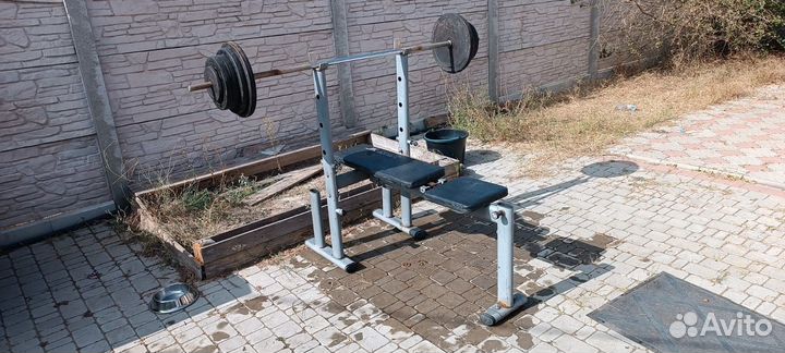 Скамья для жима с штангой