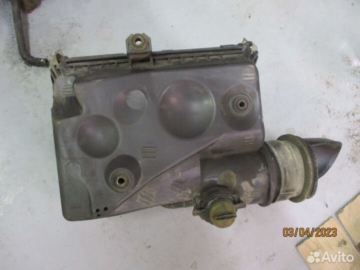 Прадо 150 3.0 TD корпус воздушного фильтра