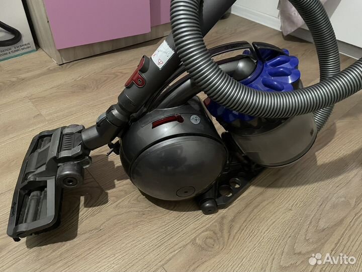 Пылесос Dyson