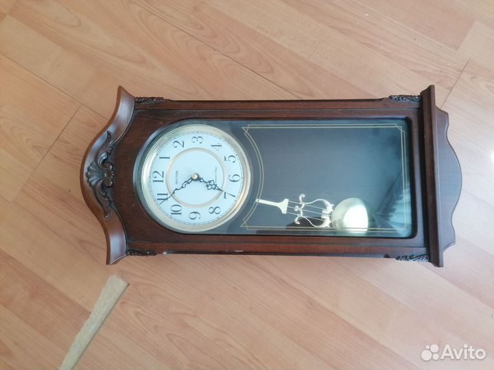 Часы настенные с боем