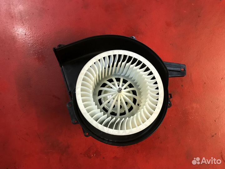 Моторчик печки VW Polo Sedan 5