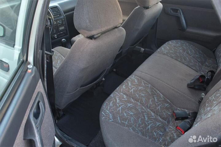 ВАЗ 2110 1.5 МТ, 2002, 180 761 км