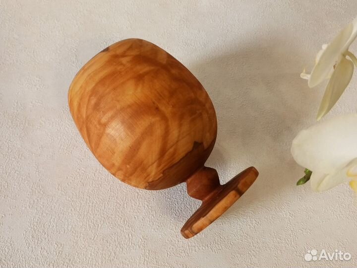 Бокал из дерева