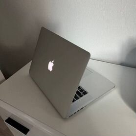 Macbook i7