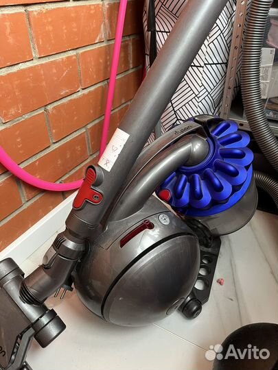Пылесос Dyson на запчасти