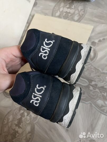 Кроссовки Asics