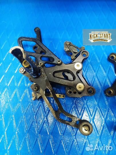 Кронштейны подножек Kawasaki ZX636 Ninja ZX-6R 05