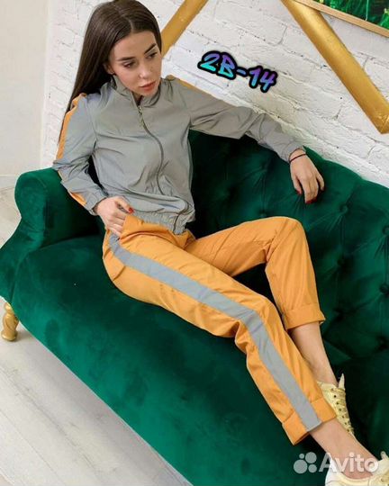 Платья, блузки всё новое