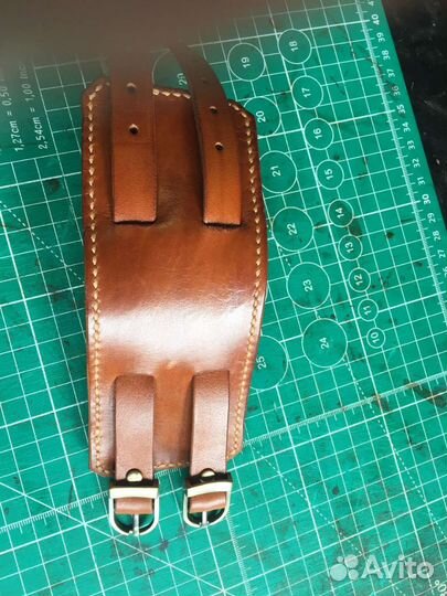 Напульсник кожаный, ручная работа