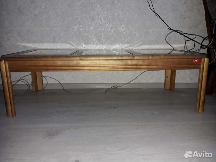 Стол журнальный