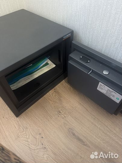 Сейф металлический тяжелый