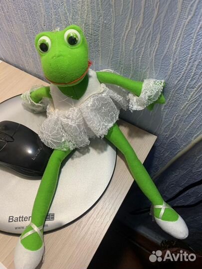 Игрушка детская лягушка балетная